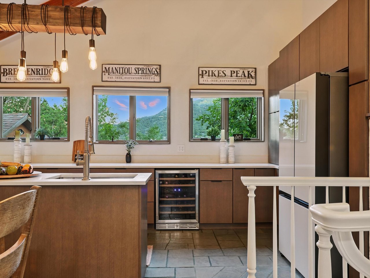115 Panorama Place