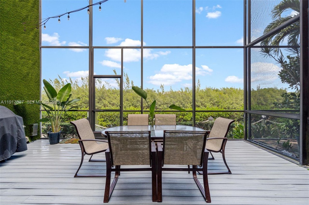 6124-paradise-point-drived-palmetto-bay-dining