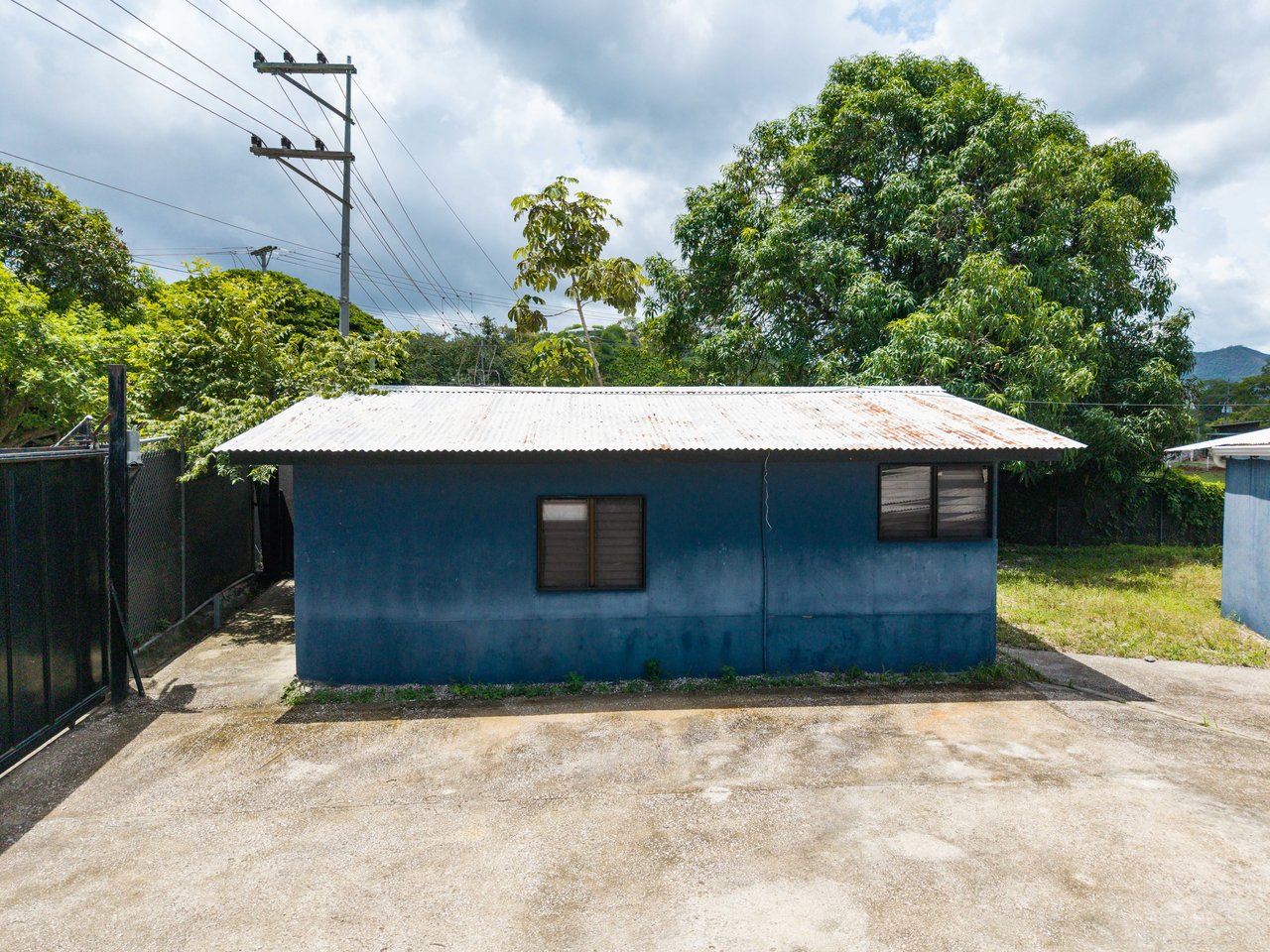 Potrero Fixer Upper | Fully Serviced 500 m² Lot