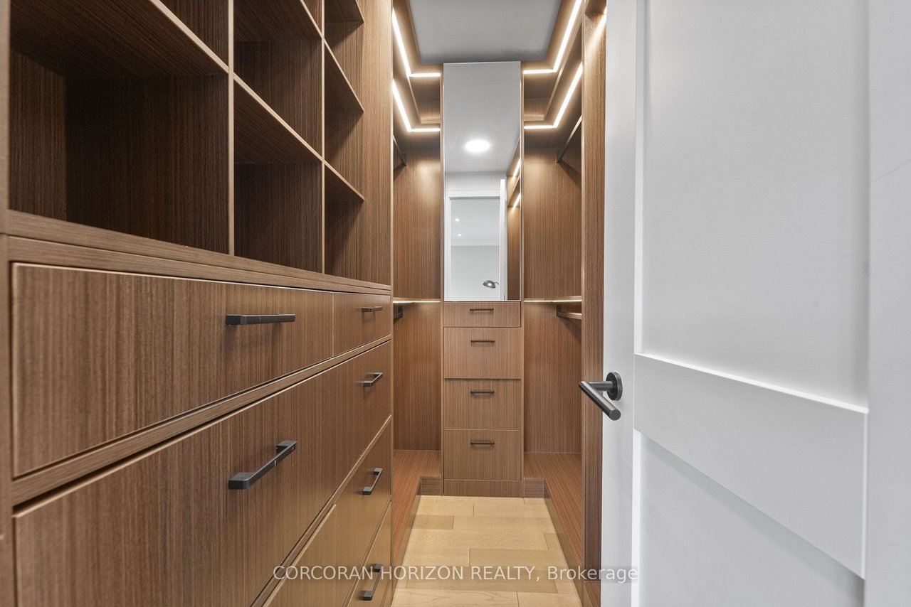 MIMICO LUXURY HOME