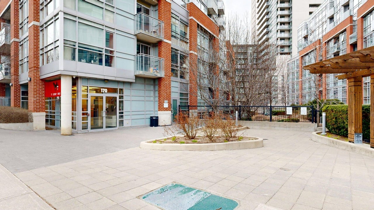 170 Sudbury Street Unit: 413