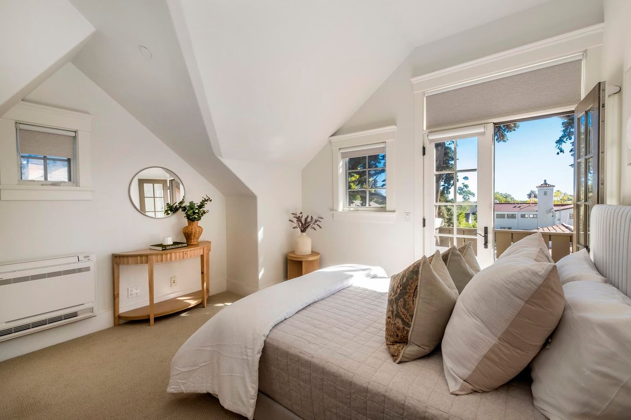 Award Winning Craftsman Design Townhome in Prime Santa Barbara Location 