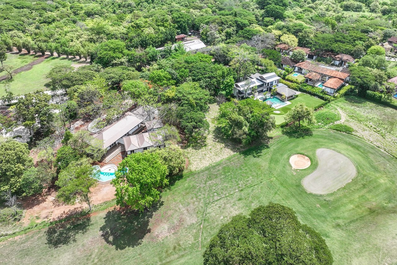 Rare Golf Front Estate Parcel | No HOA | 5,000m² in Hacienda Pinilla