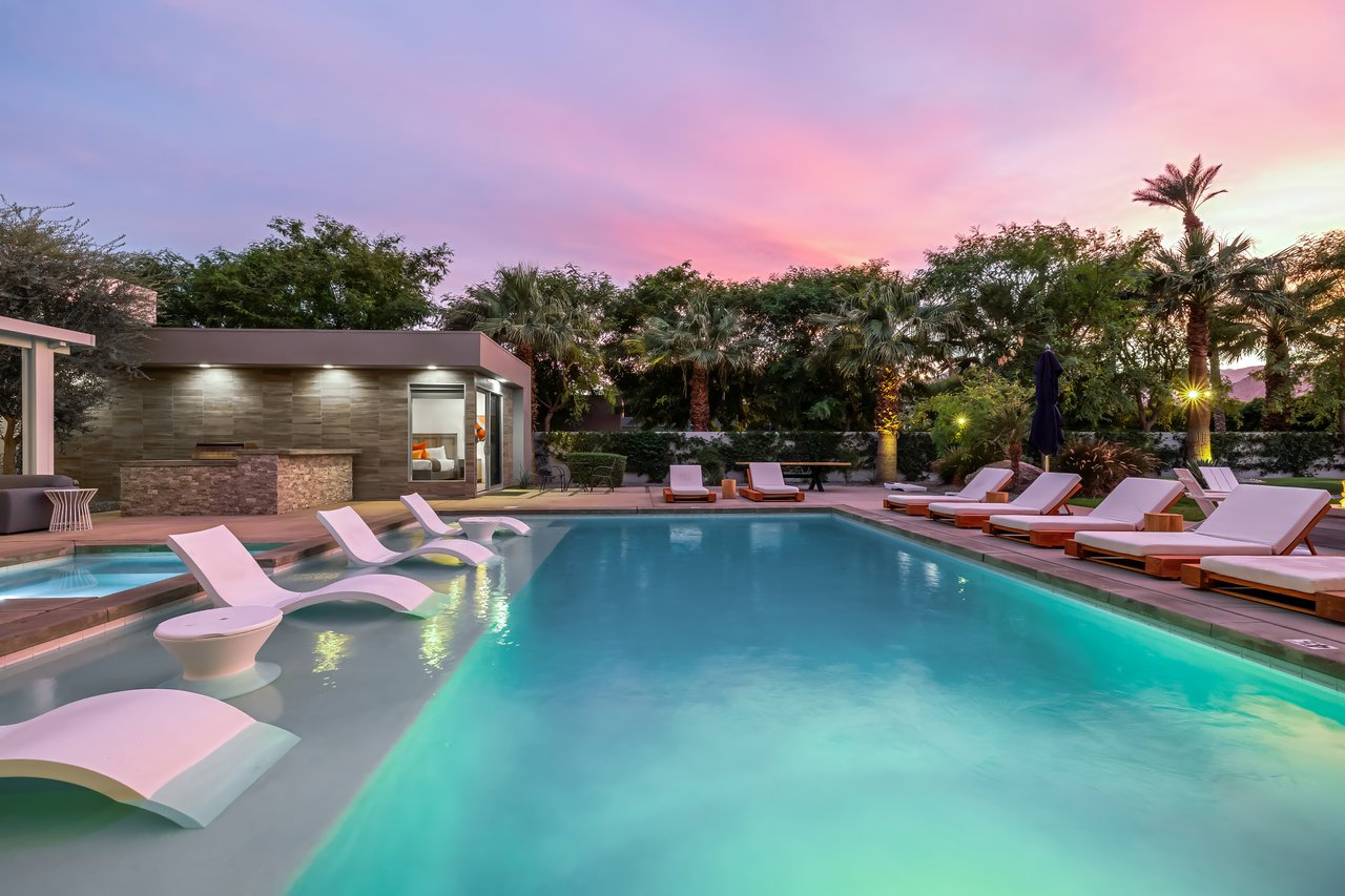 51125 Evangeline Way - Villa 3