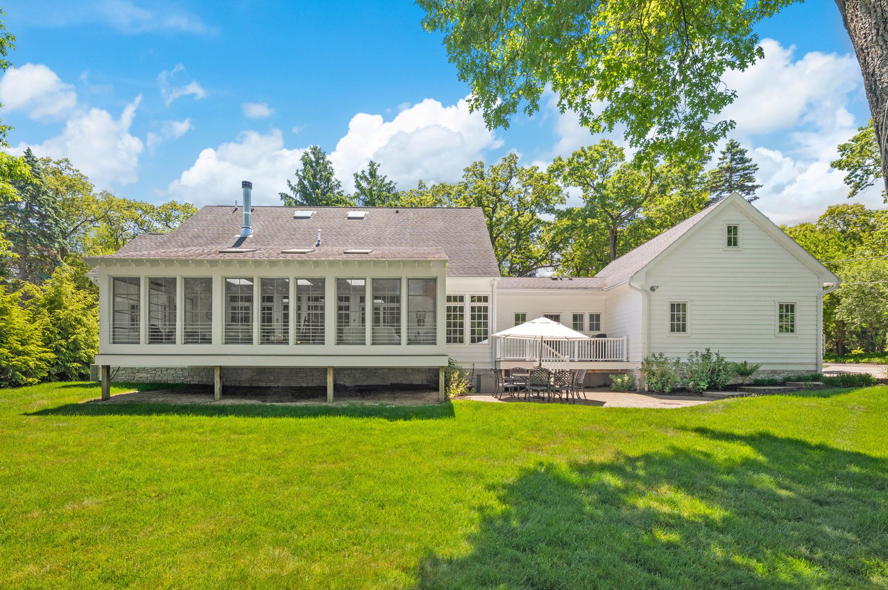 47118 Oak Avenue, Grand Beach, MI 49117