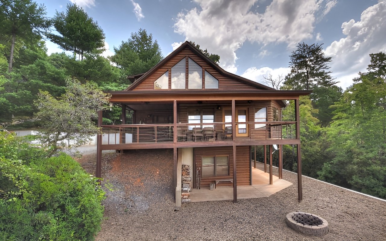 10 Best Outdoor Living Areas for Football Fans