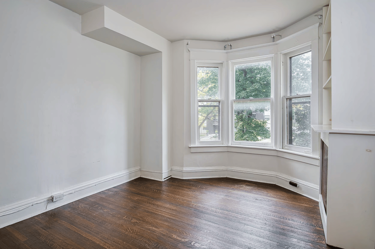 41 Tyndall Ave