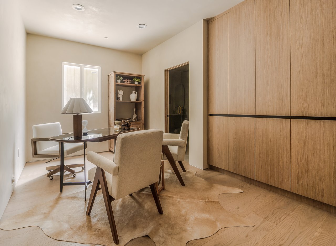 1969 Curson Pl, Hollywood Hills 