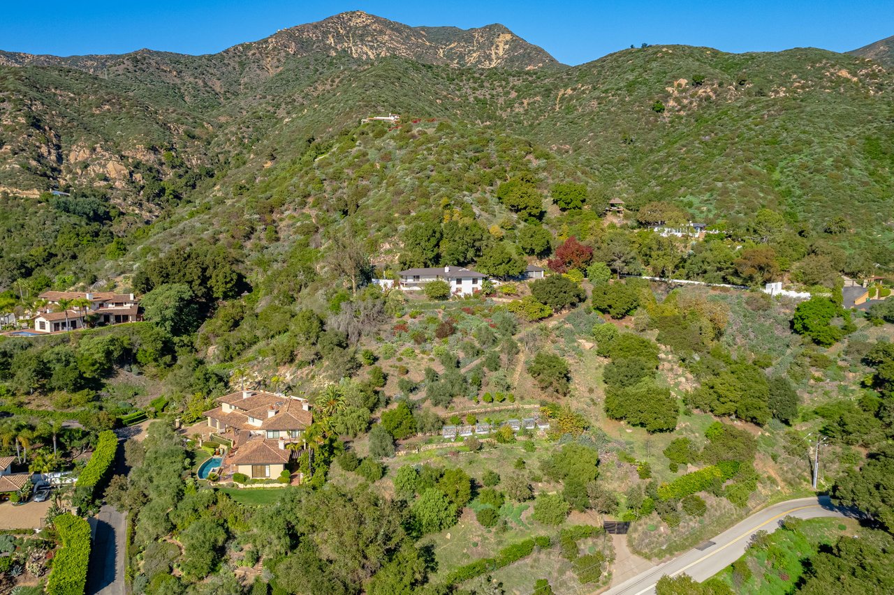 2330 Bella Vista Drive