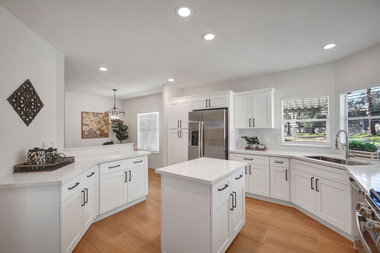 8651 Foothill Boulevard 42