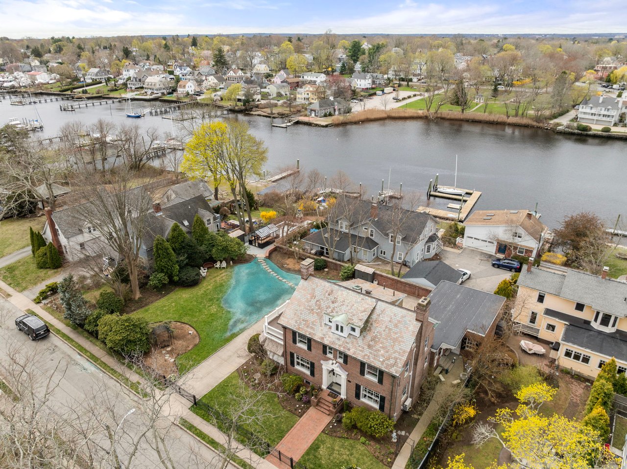 25 Seaview Avenue
