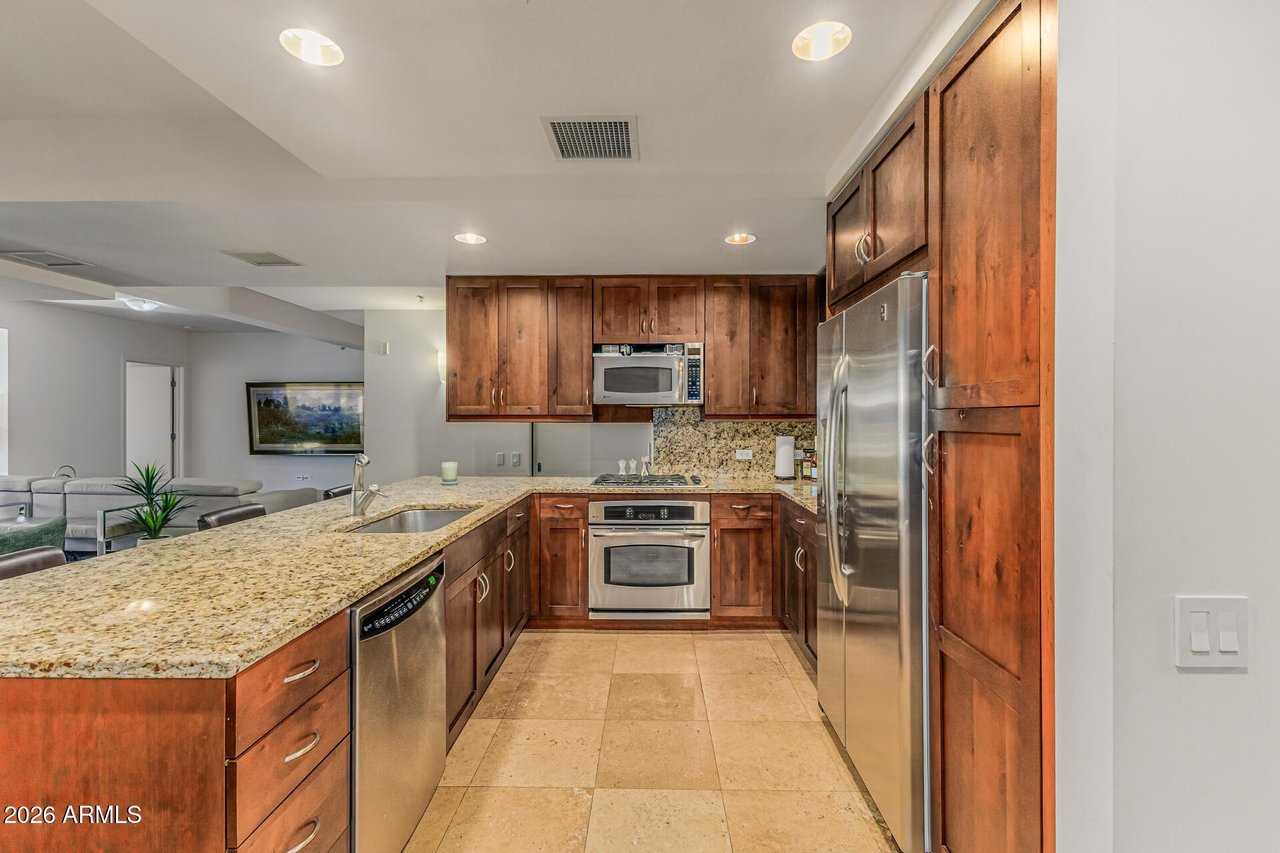 7151 E Rancho Vista Dr, #4001