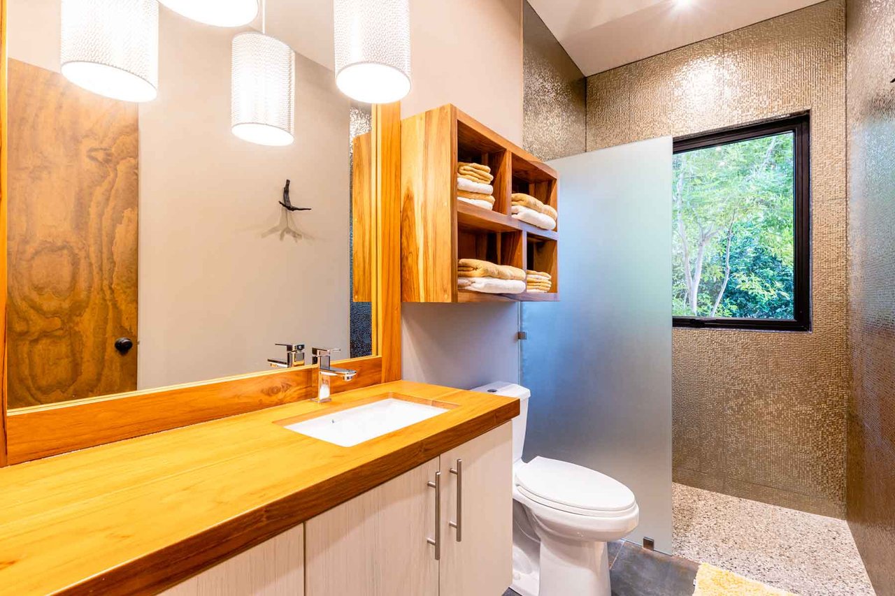 Casa Milagro | Modern Luxury Meets Tropical Elegance in Hacienda Pinilla