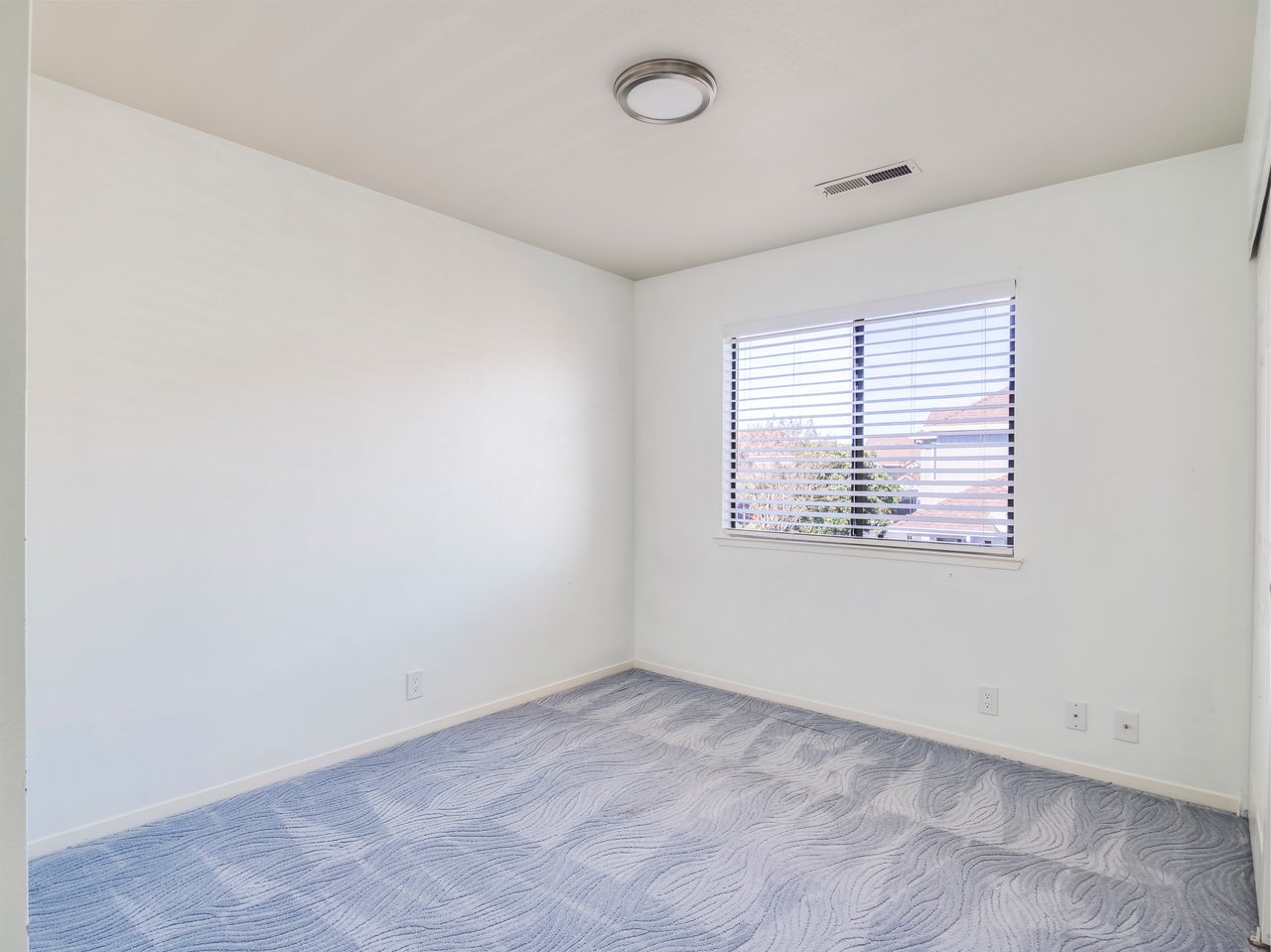 350 Creekview Drive