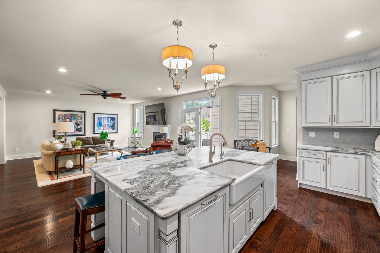 3728 Liseter Gardens