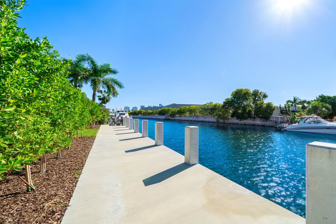 2950 NE 164th Street