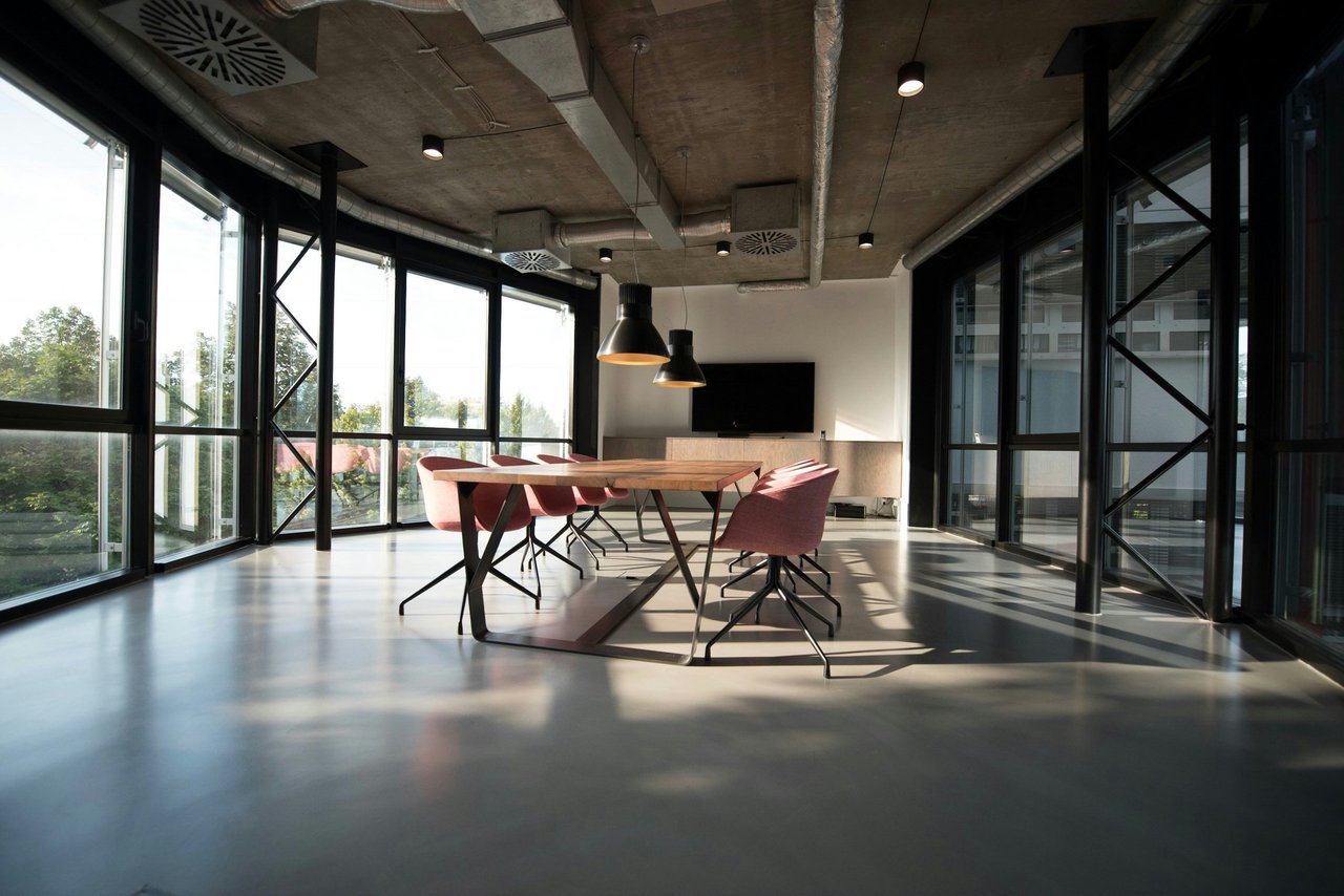 Strategic luxury real estate guidance and professional negotiation in Austin, Texas.