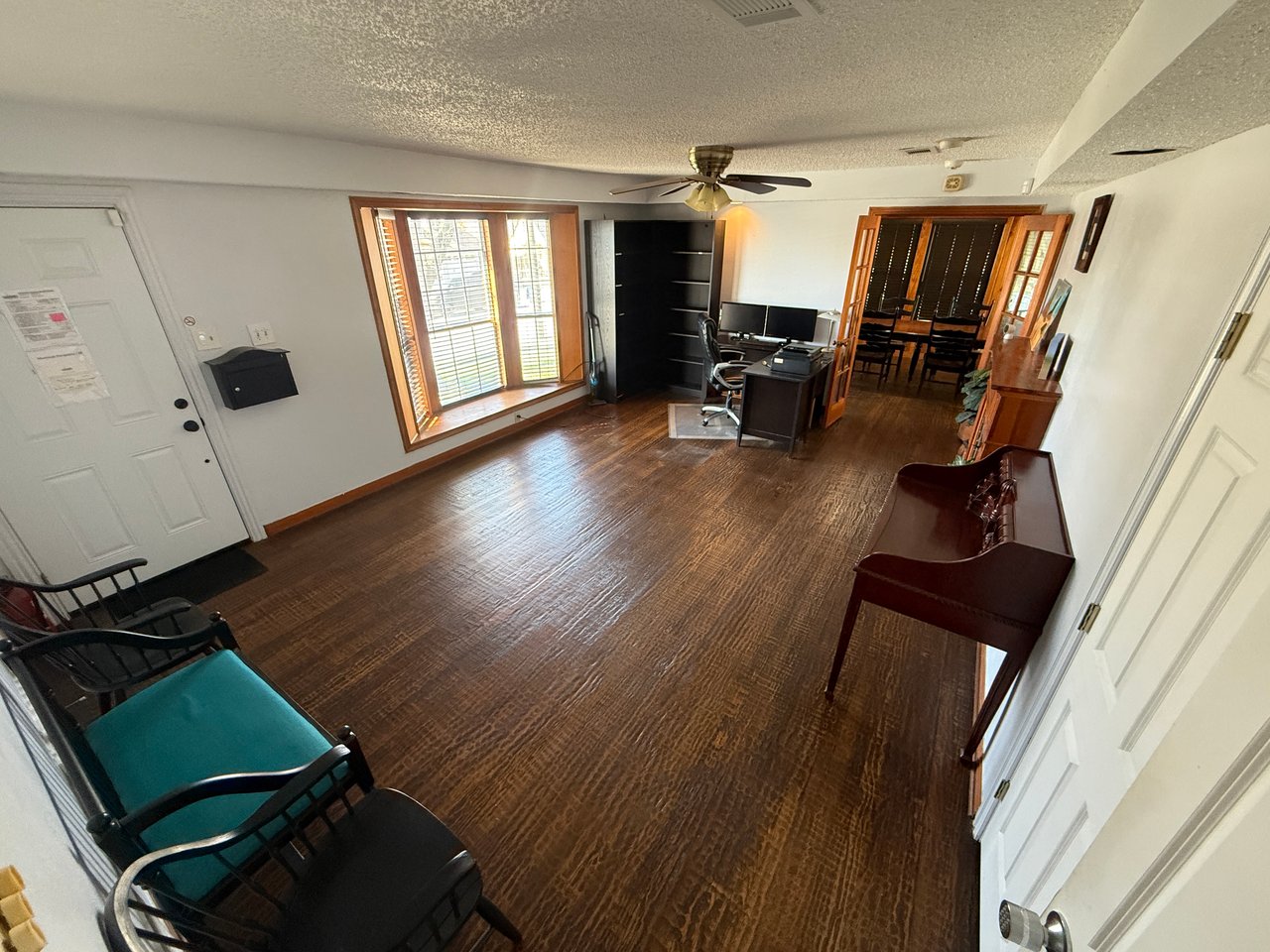 Tennessee Corner Office Building