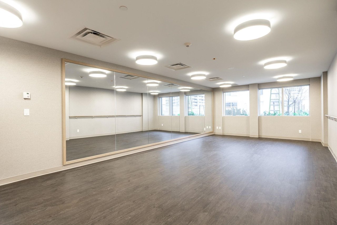 988 Quayside Dr, #1003