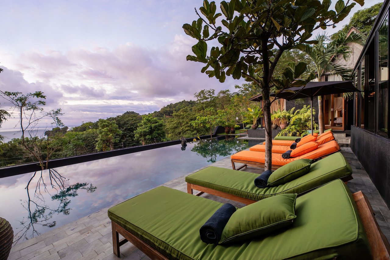 Casa Java – Newly Built Luxury Jungle Estate Near Playa La Vaca