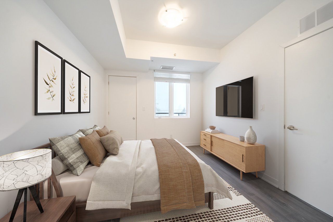 424-3560 St Clair Ave E