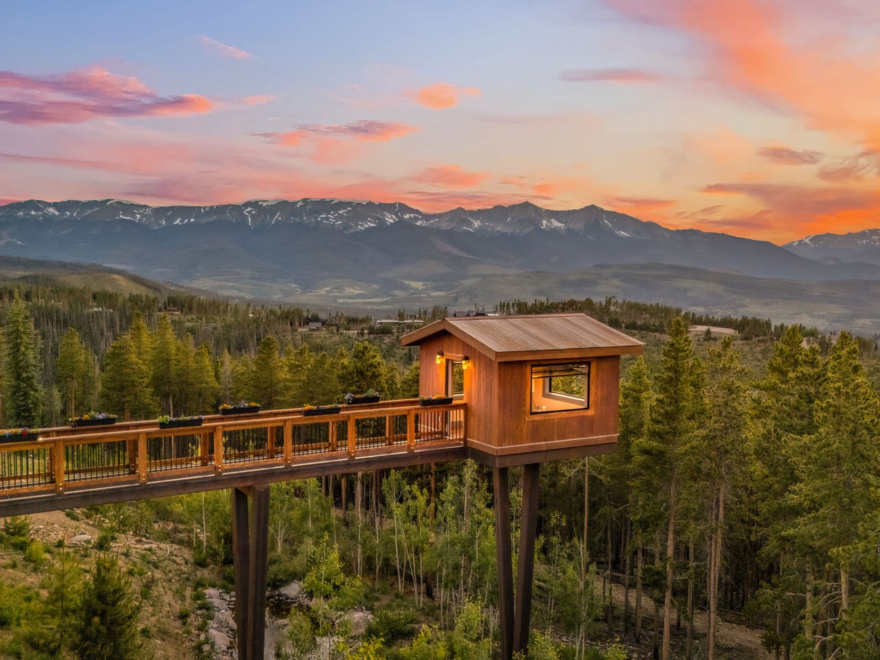$7M Mountain Home Has Its Own Attached Treehouse