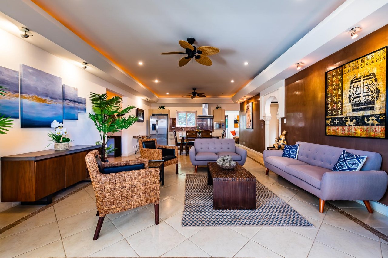 Bocaraca #4 | Luxury 3-Bedroom Condo Just Steps from the Beach!