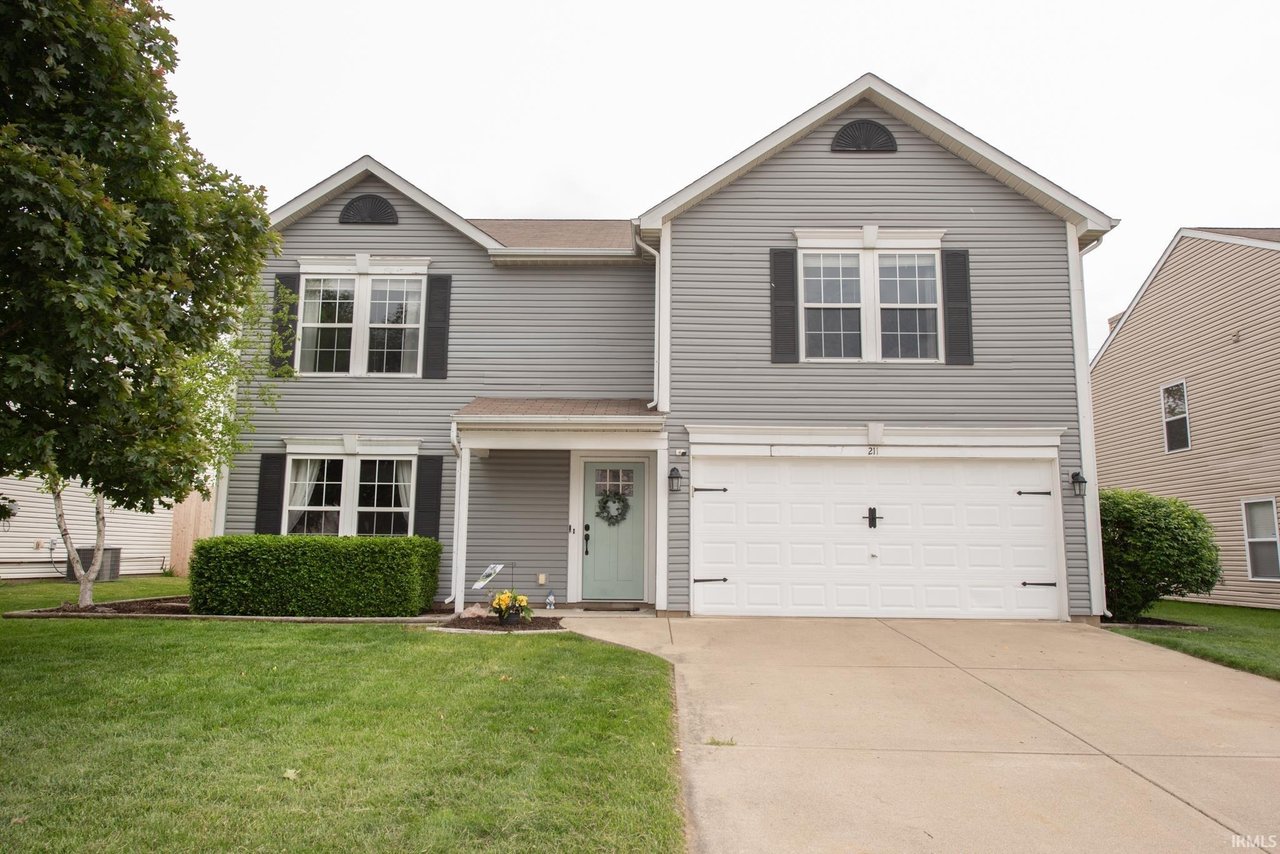 211 Trackside Dr