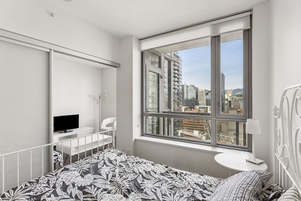 2705-1308 Hornby St Unit: 2705