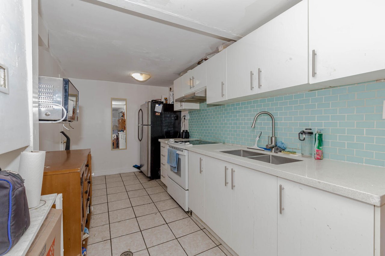 11 Glenmore Crescent