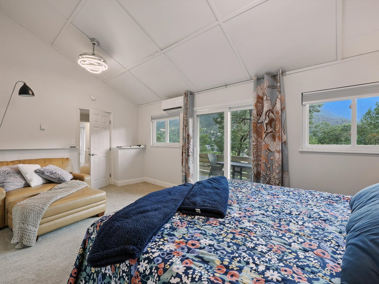 115 Panorama Place