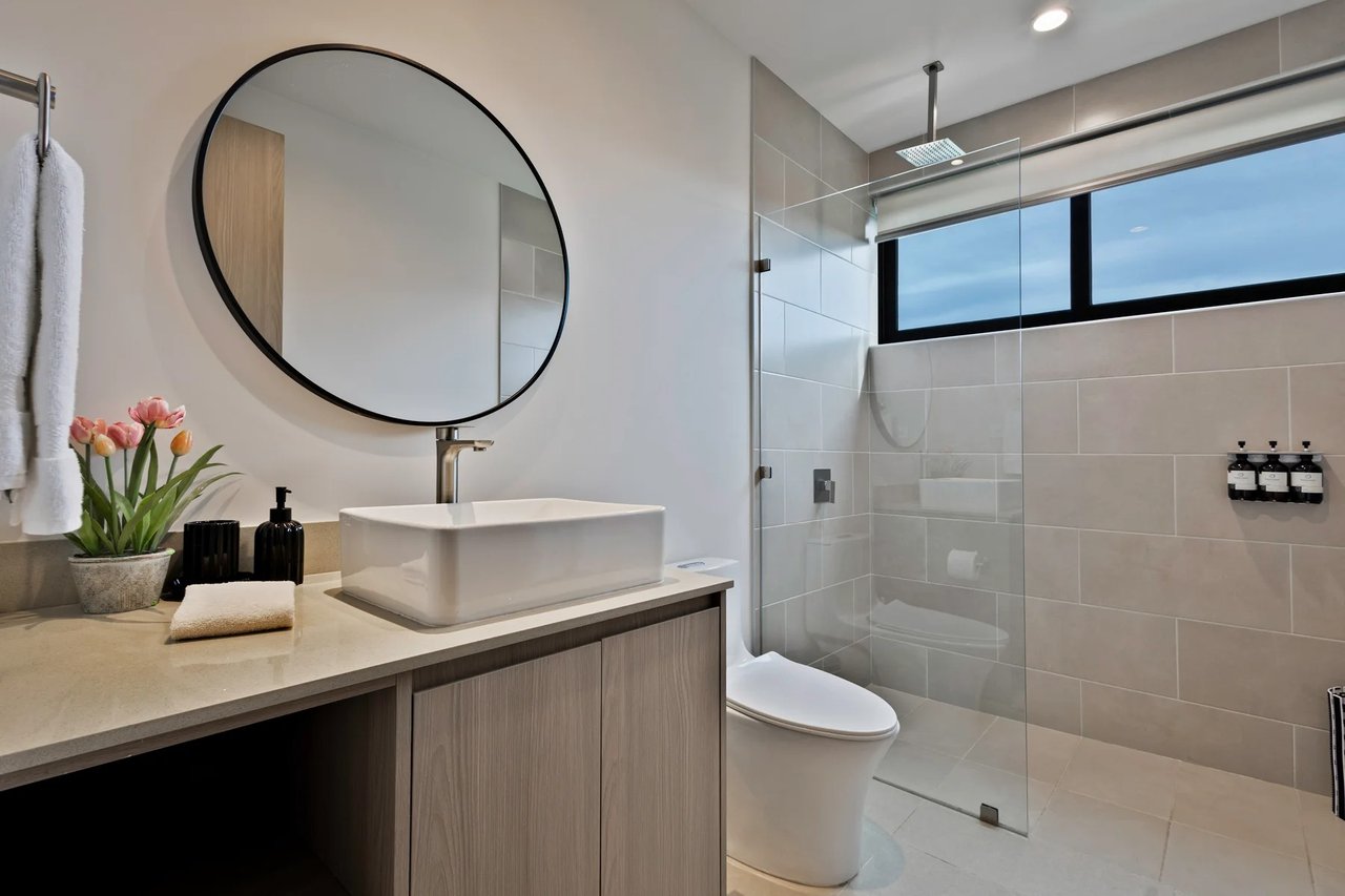 Luxury Ocean View Condo