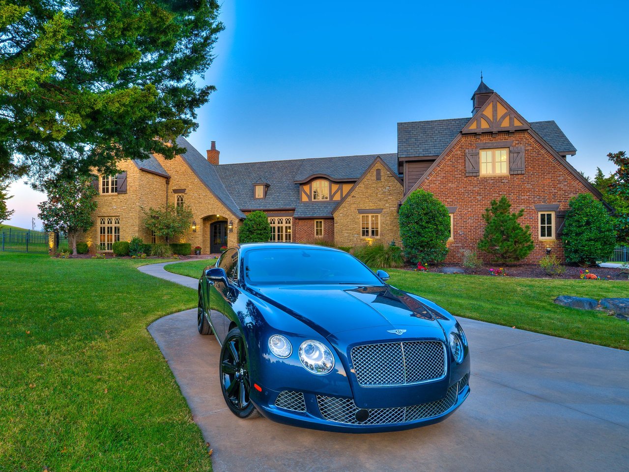 Wyatt Poindexter | Oklahoma Luxury Realtor Showcasing the Most Beautiful Luxury Homes Ever Built in Oklahoma - Wyatt Poindexter - The Agency 