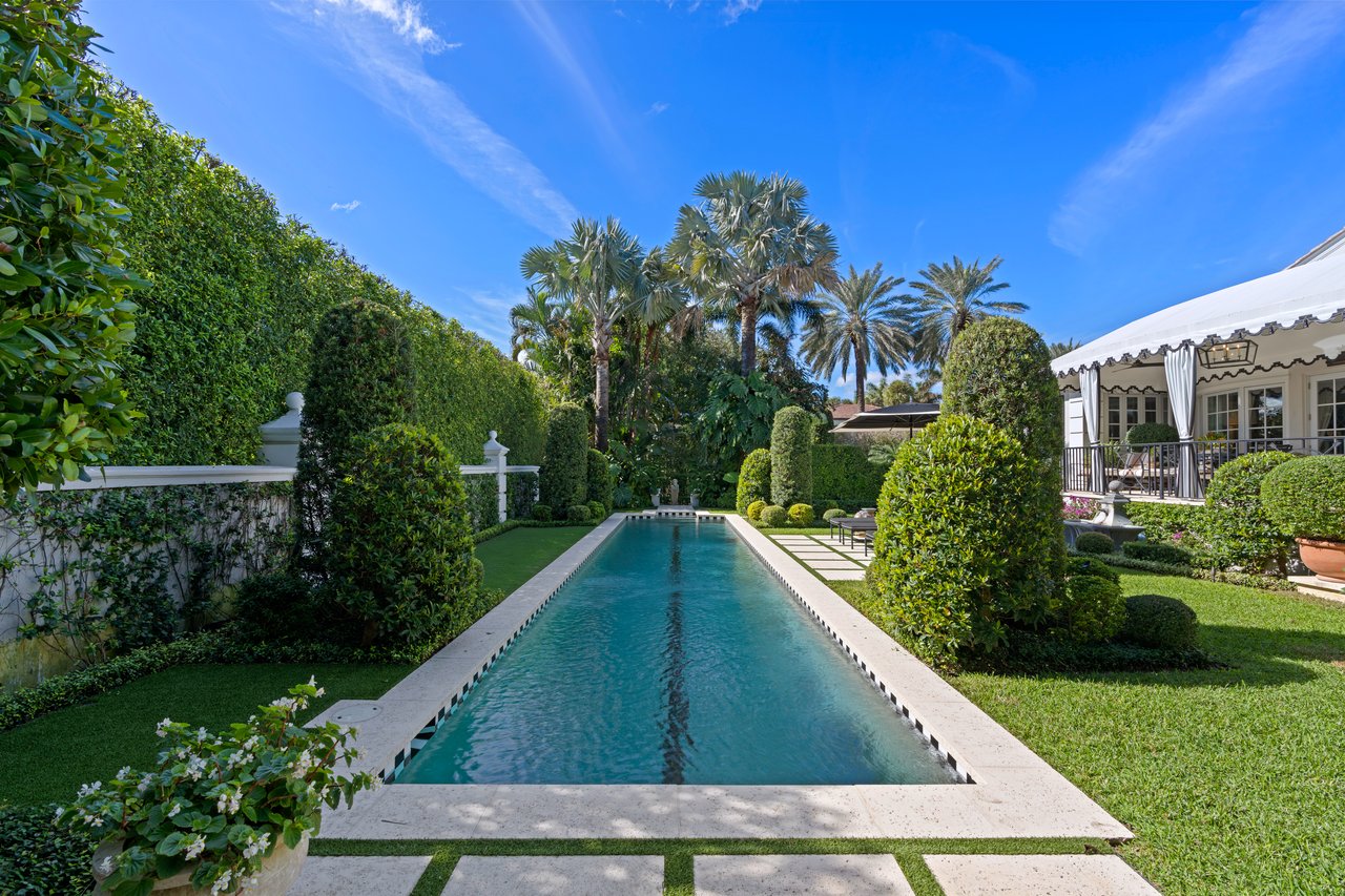 Entertainer’s Paradise in Prestigious Estate Section Enclave