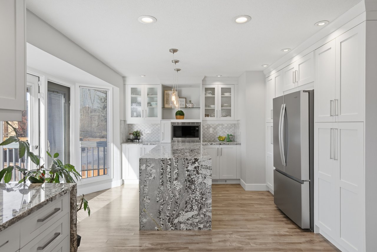 88 Woodfield Crescent SW