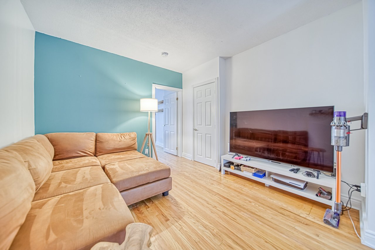 Upper Beaches Main Level