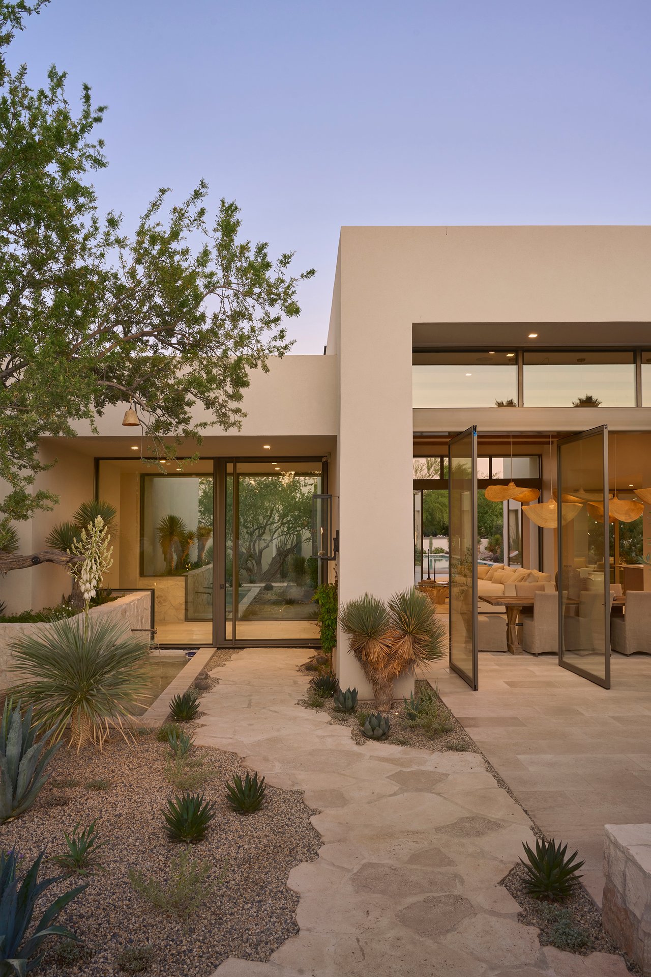 8717 N AVENIDA DEL SOL
