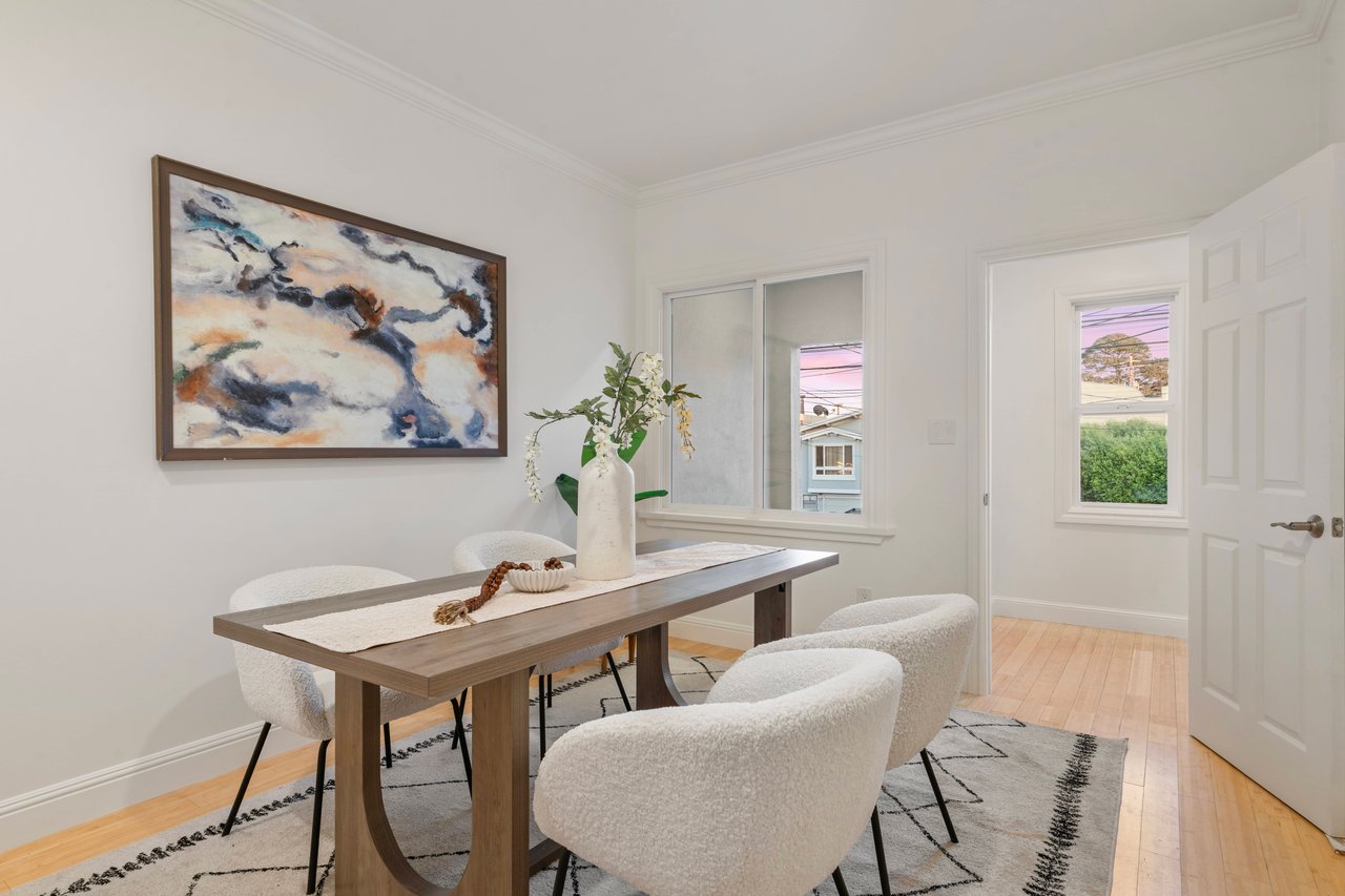 32 Seville St