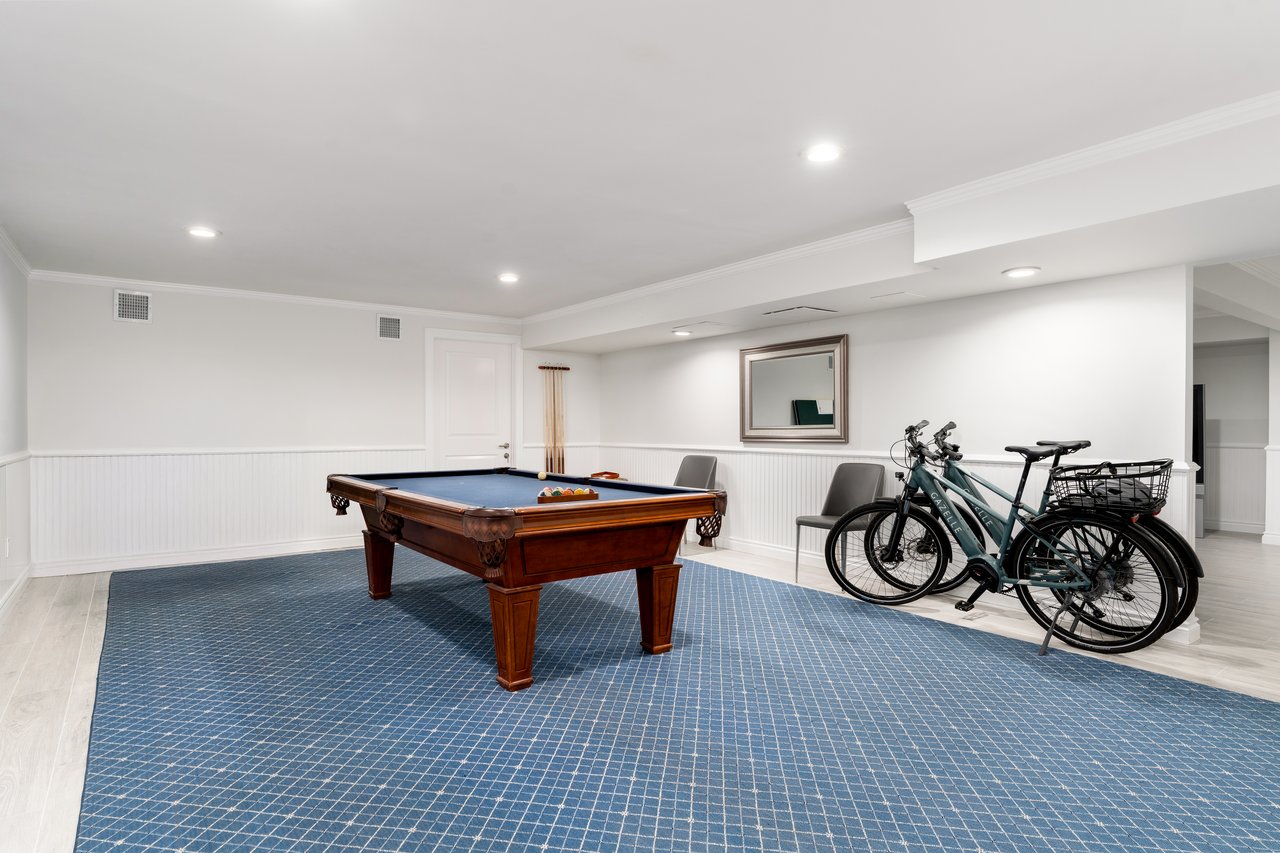Southampton Village Summer Rental with Tennis / Pool