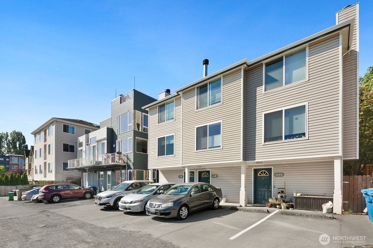 3224 21st Ave W, Unit B