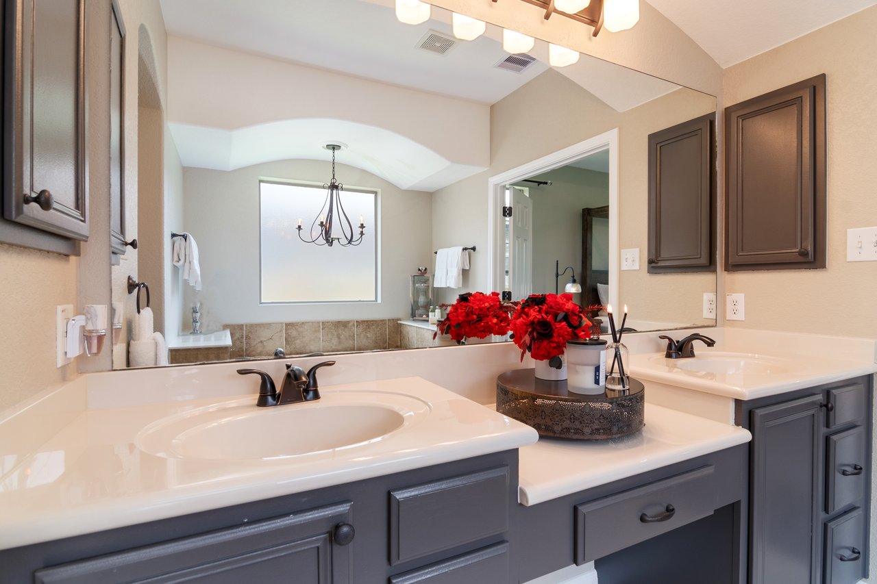 1214 Ashbury Bay