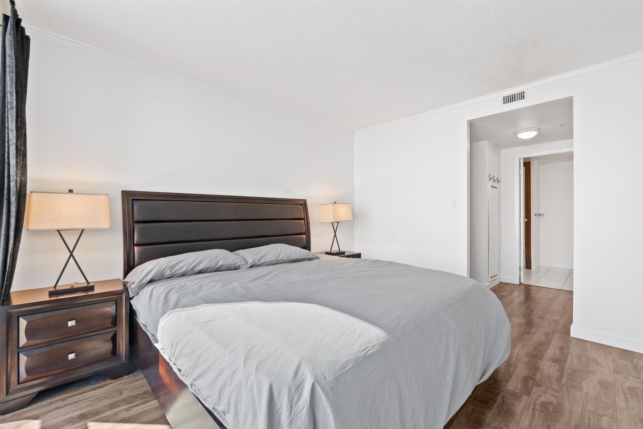 1050 Burrard St, #1807