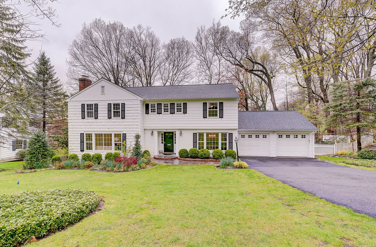 11 Ramsey Dr