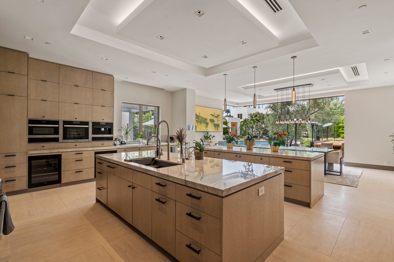 616 N Beverly Dr, Beverly Hills