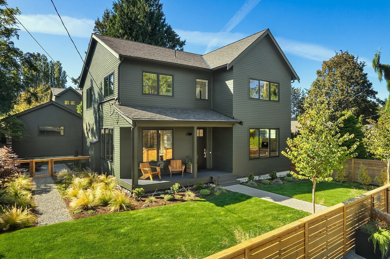 10419 41st Avenue SW A & B