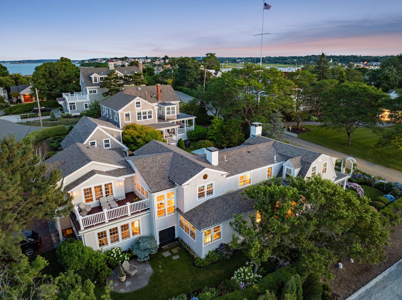 180 Edward Foster Rd, Scituate
