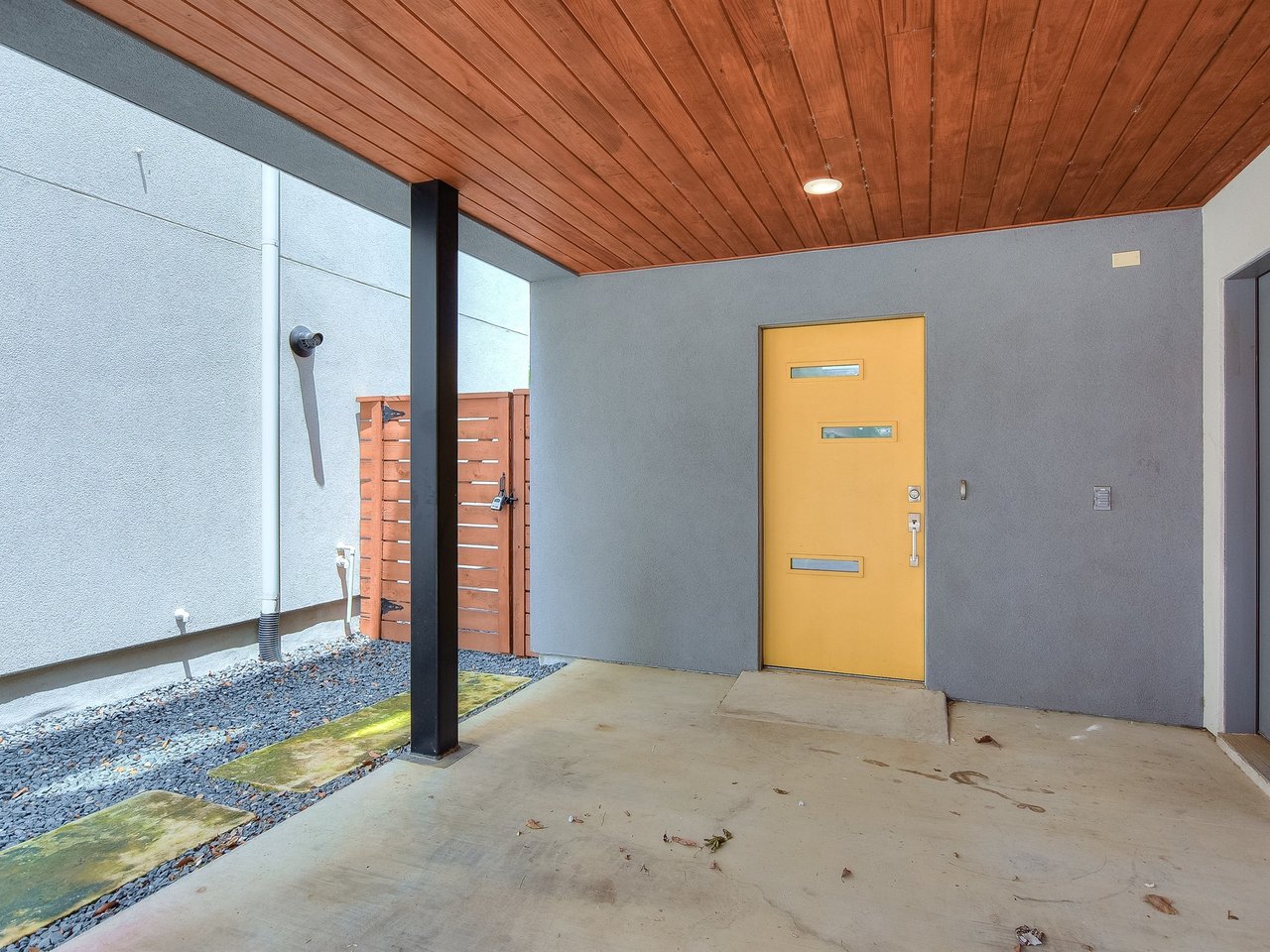 2301 Bluebonnet Lane #12