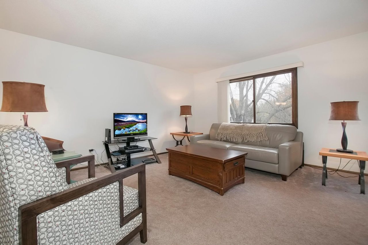3584 York Dr