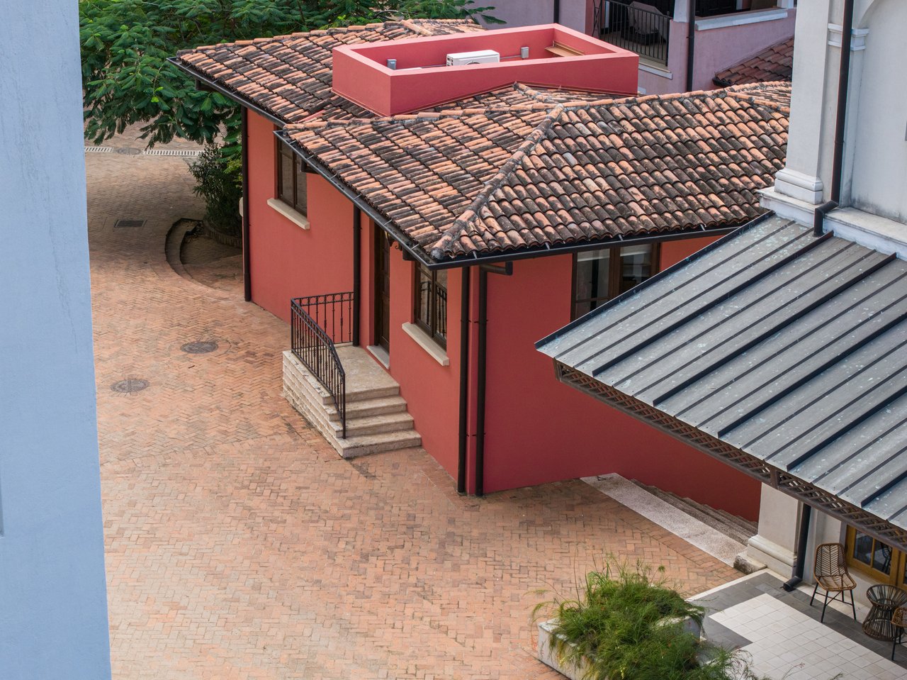 14A Avenida La Antigua | Spacious Coastal Residence Steps from the Beach in Las Catalinas