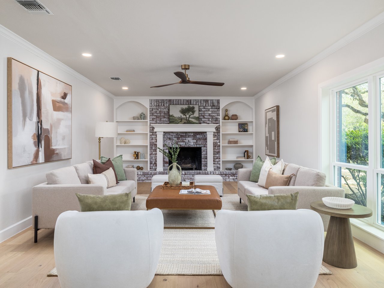Fully Reimagined Hill Country Retreat w/ Private Guest Apartment + 3-Car Garage